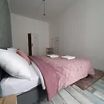 We 게스트하우스 브라티슬라바